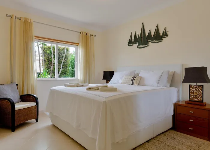 Apartment Ground Floor 2 Bed With Private Garden On Oasis Parque At38