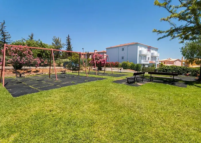 Apartment Ground Floor 2 Bed With Private Garden On Oasis Parque At38 *