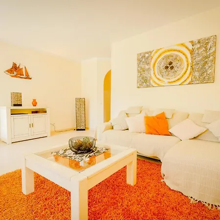 Apartman Ground Floor 2 Bed With Private Garden On Oasis Parque At38 *